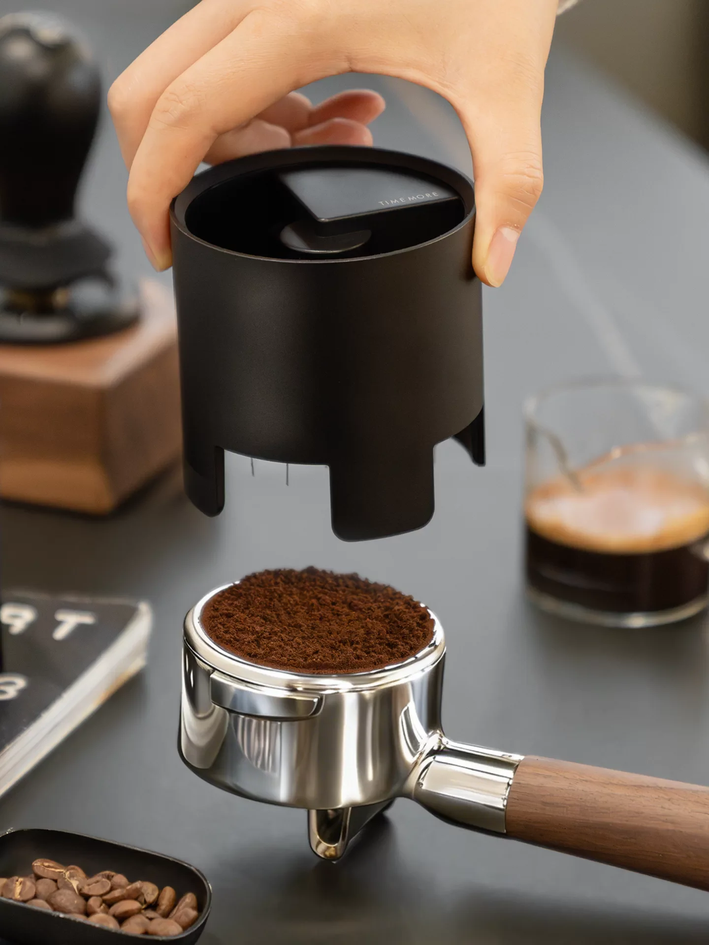 Timemore 58mm Electric Needle Coffee Distributor Auto Rotating Espresso Leveler Evenly Spreading Coffee Grounds For Baristas