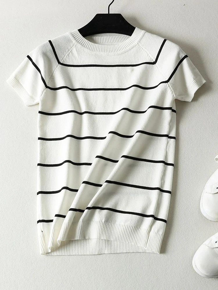 Summer Short Sleeve Striped Pullover Women Sweater Knitted 2022 Sweaters O-Neck Tops Korean Pull Femme Jumper Female White Black