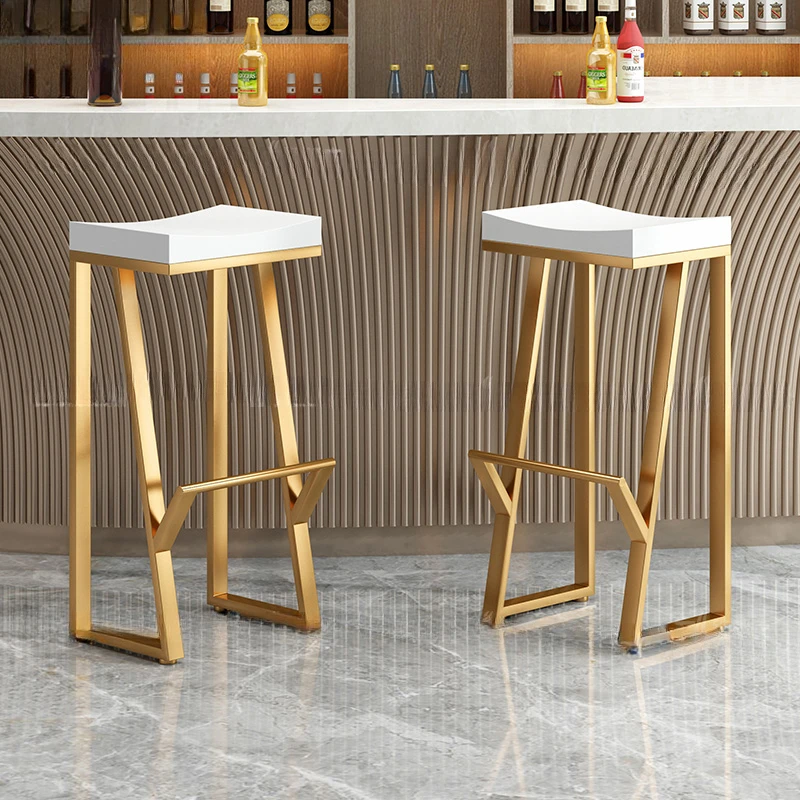 Modern Bar Stools Lightweight Chair Chairs For Cafeteria Metal Design Manicure Barbershop Gamer Designer Furniture Kitchen Salon