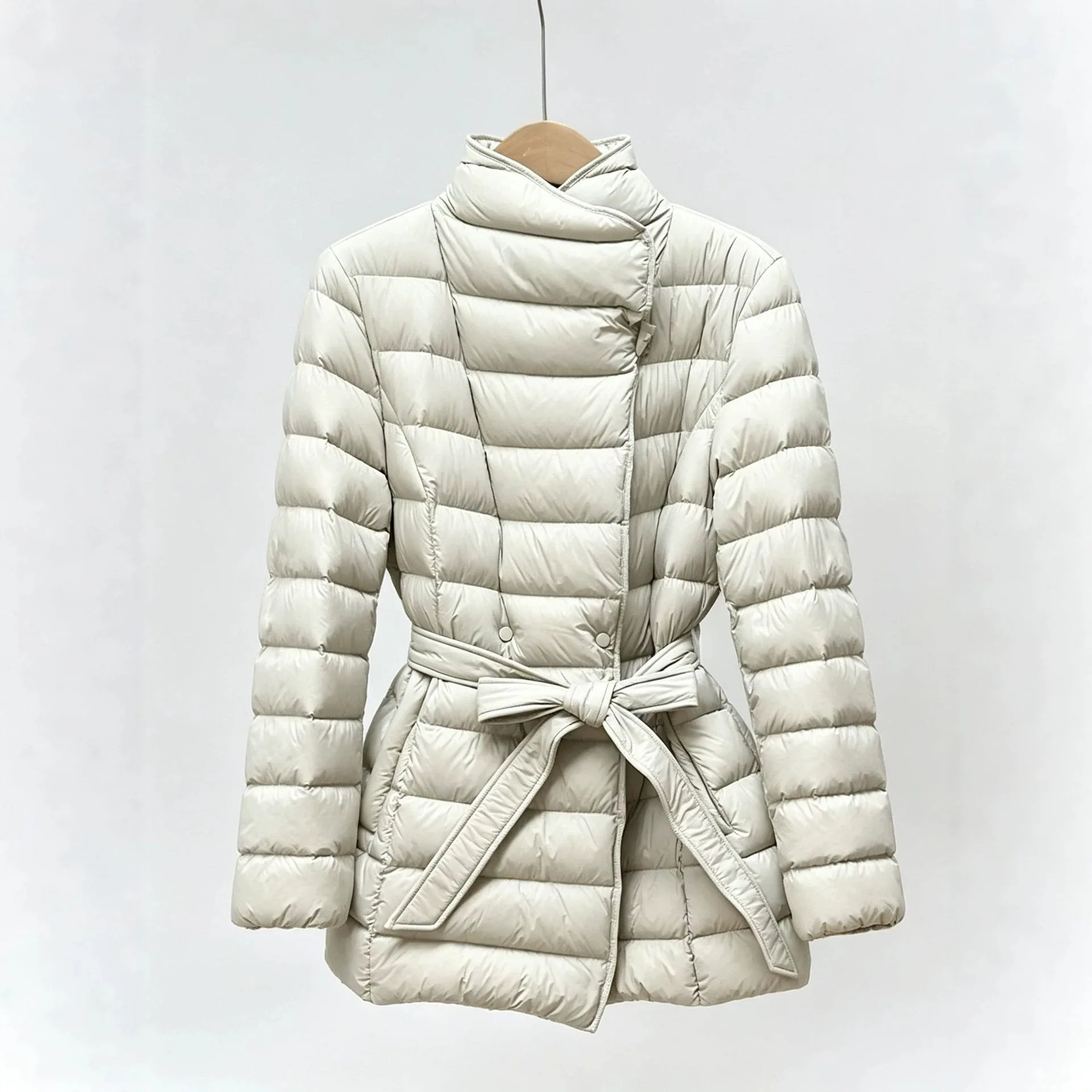Autumn and Winter New Women's Down Jacket Windproof Lace Up Slim Fit Jacket
