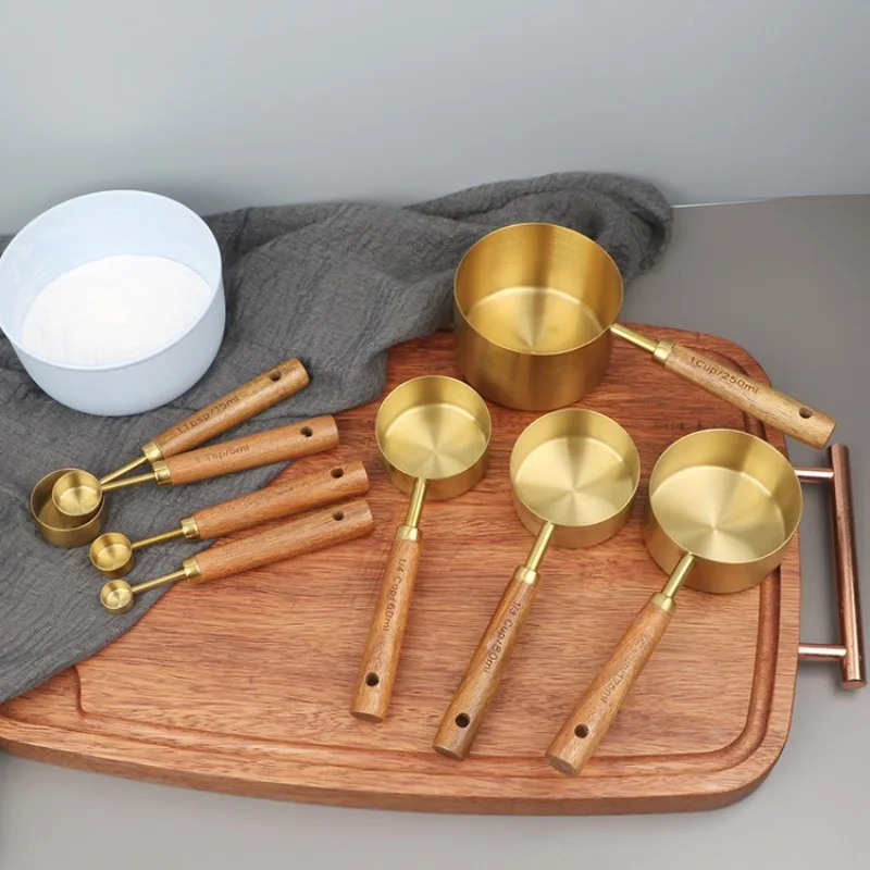 

8Pcs Measuring Cup and Spoon Set Stainless Steel Cup Measurement Set with Wooden Handle Portable Measuring Spoons Set with 8