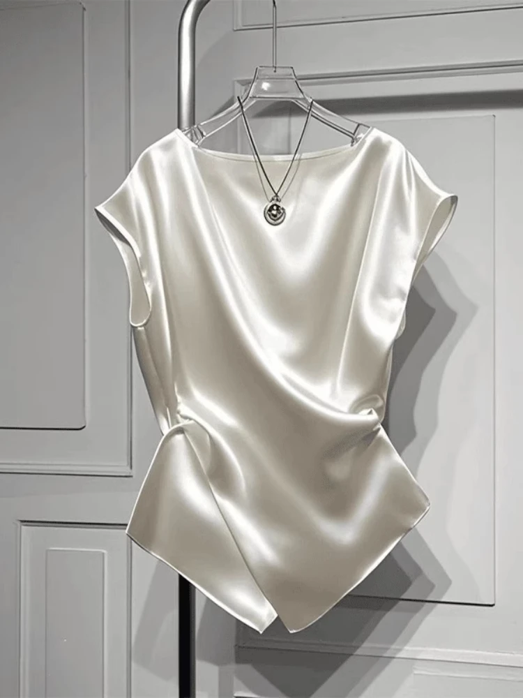 

French Elegant Blouses Solid Color Pleated Irregular Shirts O Neck Short Sleeve Tops 2025 Summer Female Slim New Women Clothing