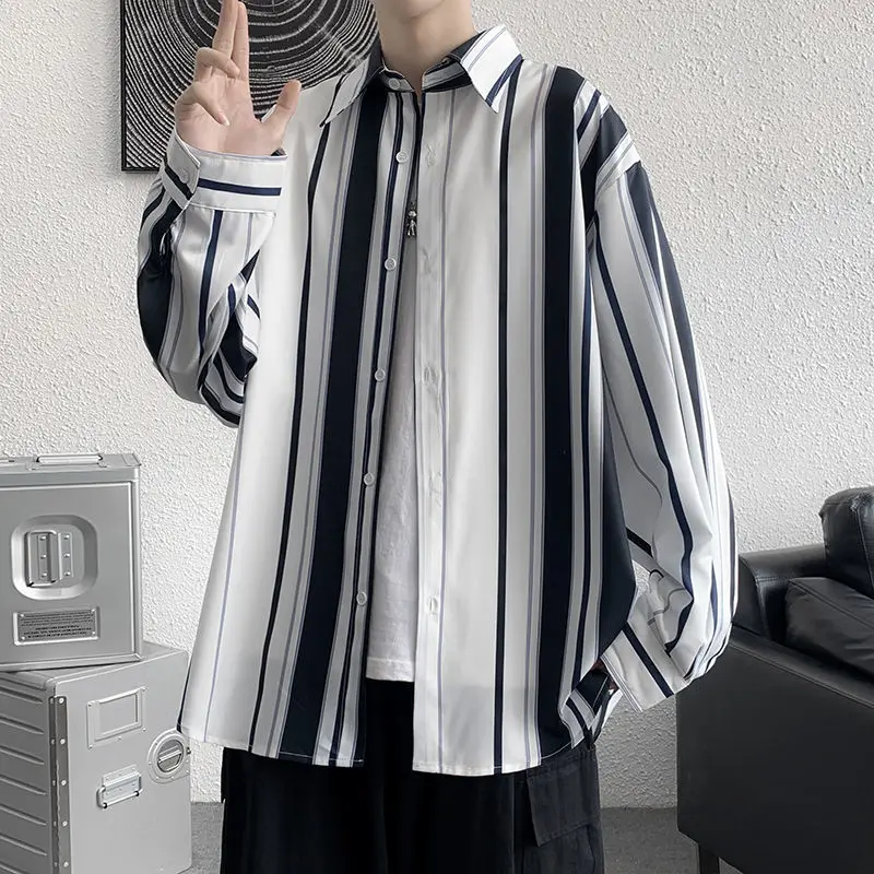 2023 New Spring and Autumn Lazy Temperament Stripe Fashion Hong Kong Style Handsome Loose Relaxed Men's Versatile Shirt