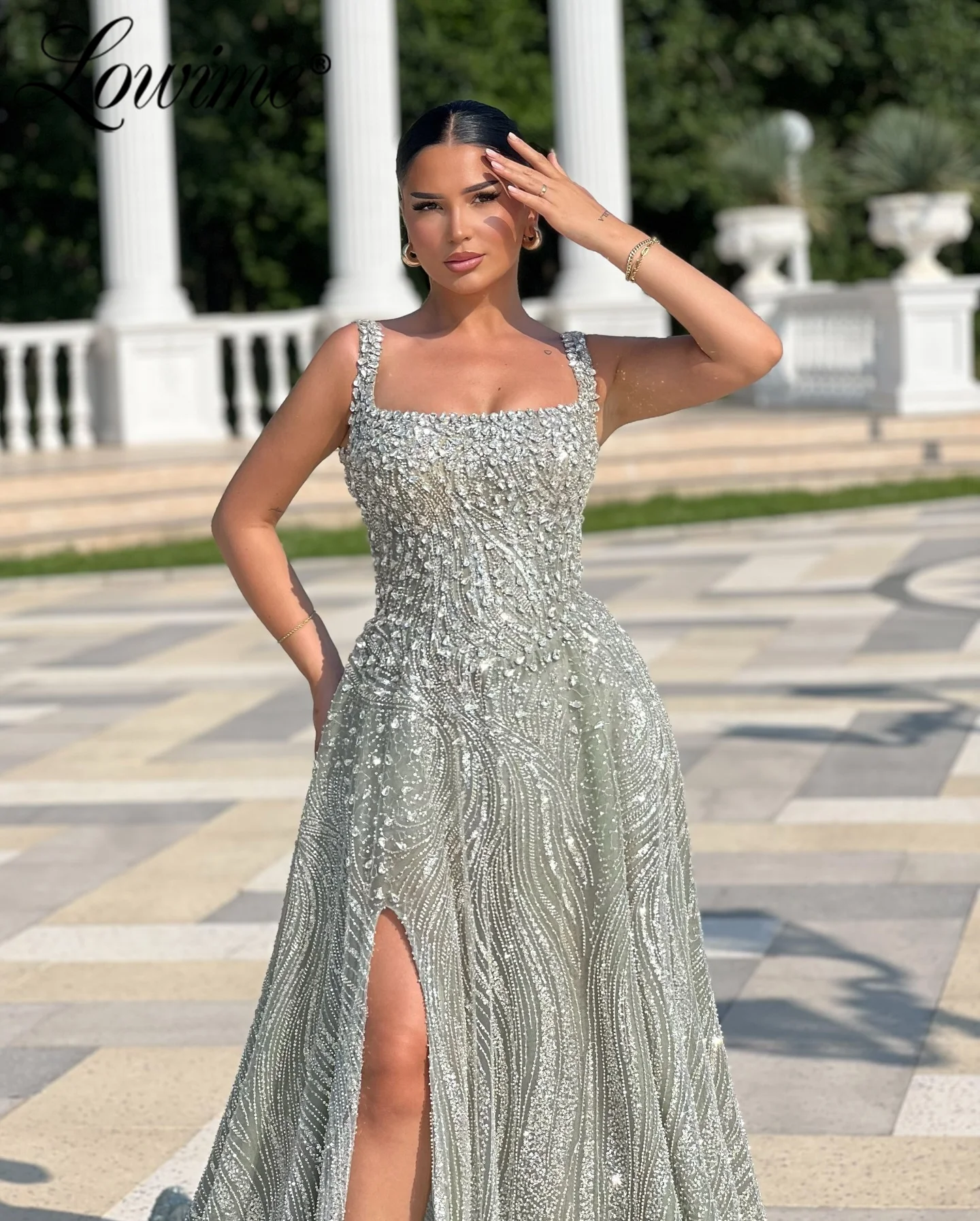 

2025 Sage Green Crystals Long Prom Dresses Sequined Evening Gowns A Line Split Side Party Birthday Engagement Dress Customized
