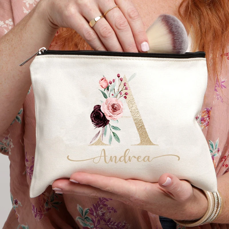 Bolsa de maquillaje con iniciales de monograma de estética Floral, estuche de cosméticos personalizado con nombre, regalo de cumpleaños para amigos y profesores