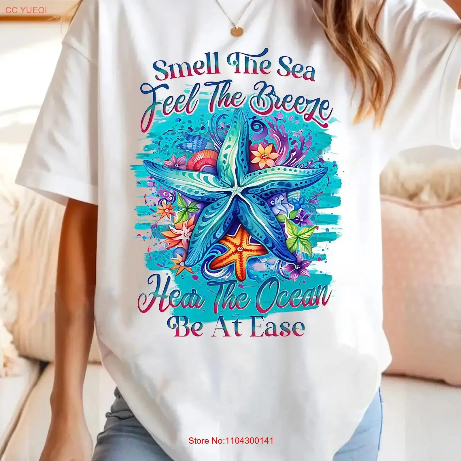 Camiseta con cita de playa: Olfatea el mar, siente la brisa, escucha el océano. Estrella de mar, amante de la costa, vida de verano. Top vintage lavado suave para hombre.