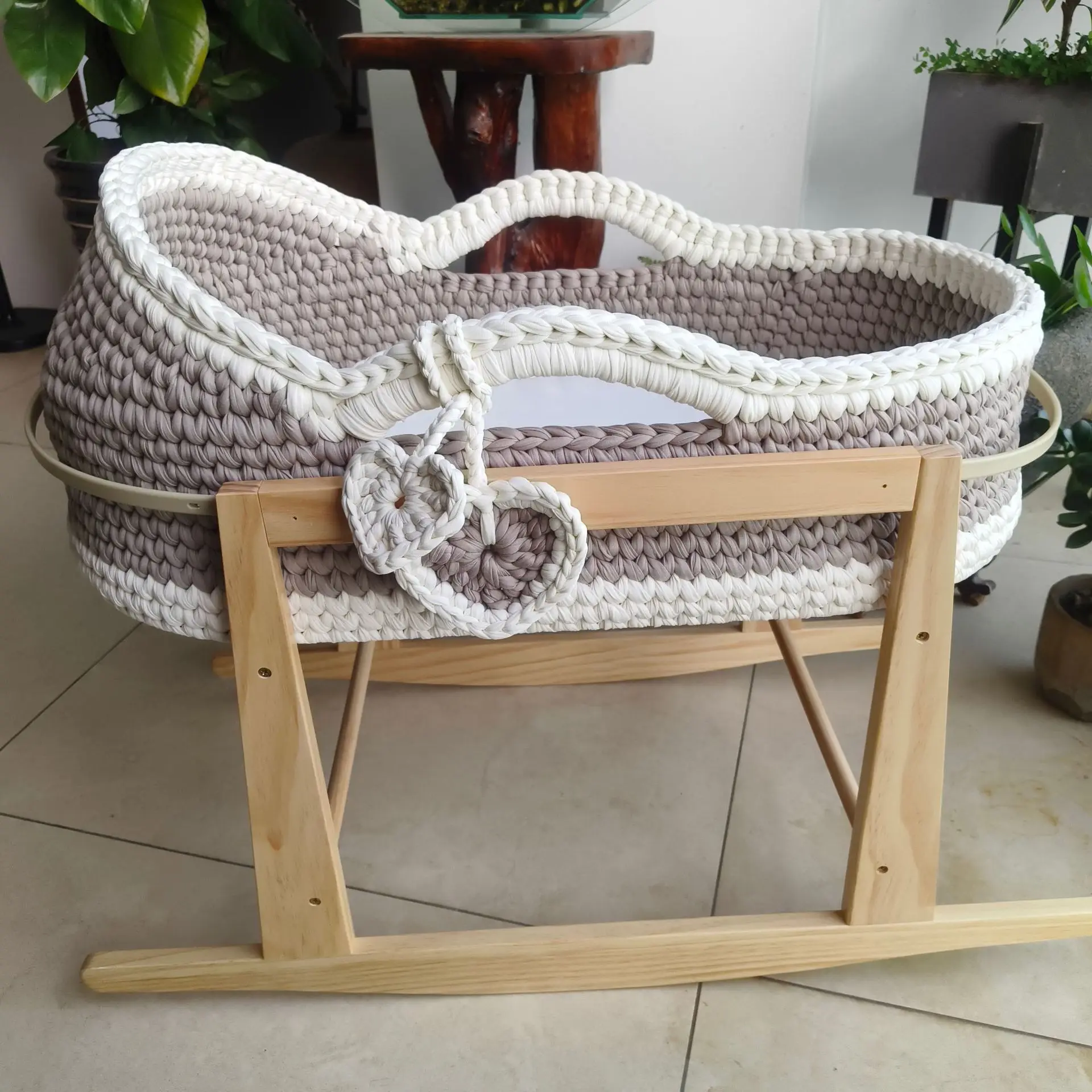Handmade crib Soothing Sleeping Cradle Moses Cradle Handheld Frame Cotton Rope Woven Crib Cloth Strip Woven Newborn Handbasket