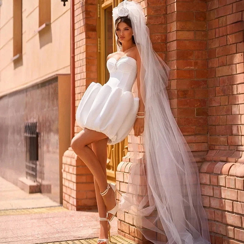 Eightree Women Short Wedding Dresses Boho A-Line Beadings Sweetheart Bridal Dress Mini Evening Wedding Prom Gowns Customized