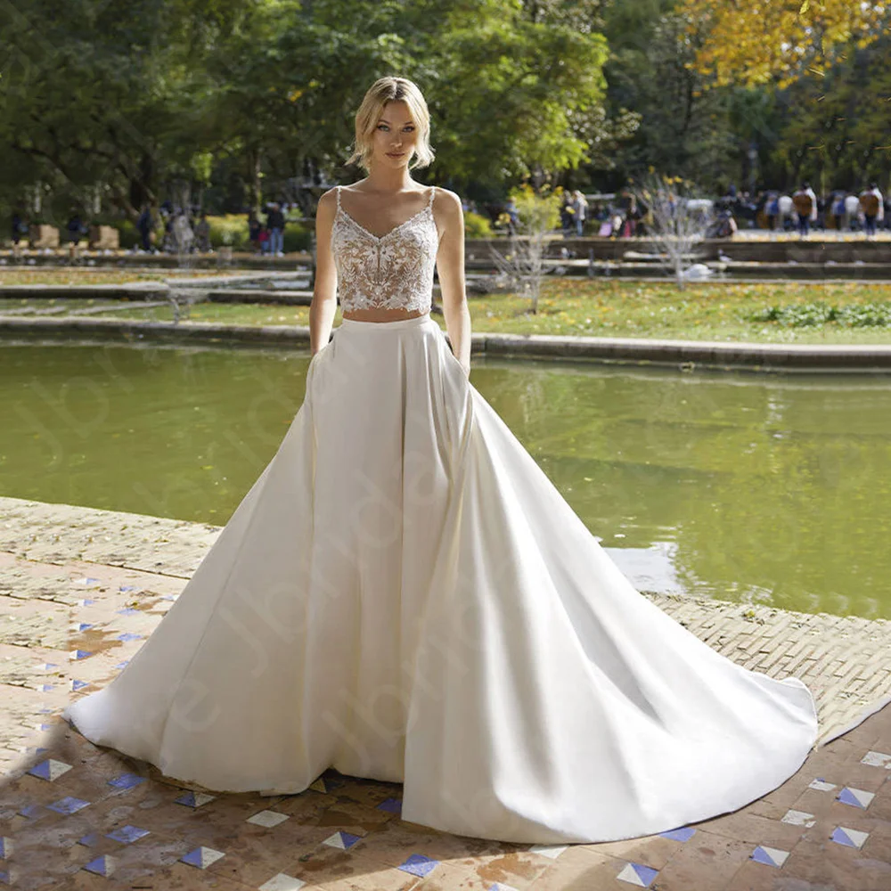 Robes de mariée en dentelle deux pièces personnalisées, magnifiques robes de mariée avec bretelles, tout ce qui est 2024 fibres, quel que soit le col en V, patients