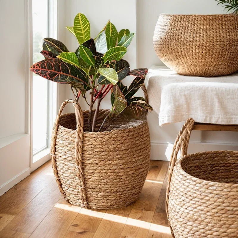 

Seagrass Woven Flower Basket, Handmade with Handle, Rattan Style Decorative Planter, Natural Home Storage Organizer Basket