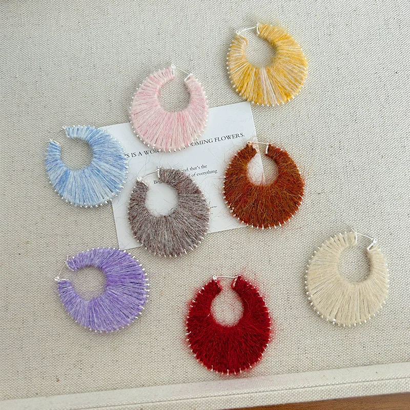 Autumn and Winter Atmosphere Colorful Dyed Yarn Woven Earrings for Women's Morandi Color Fashion Exquisite All-match Earrings