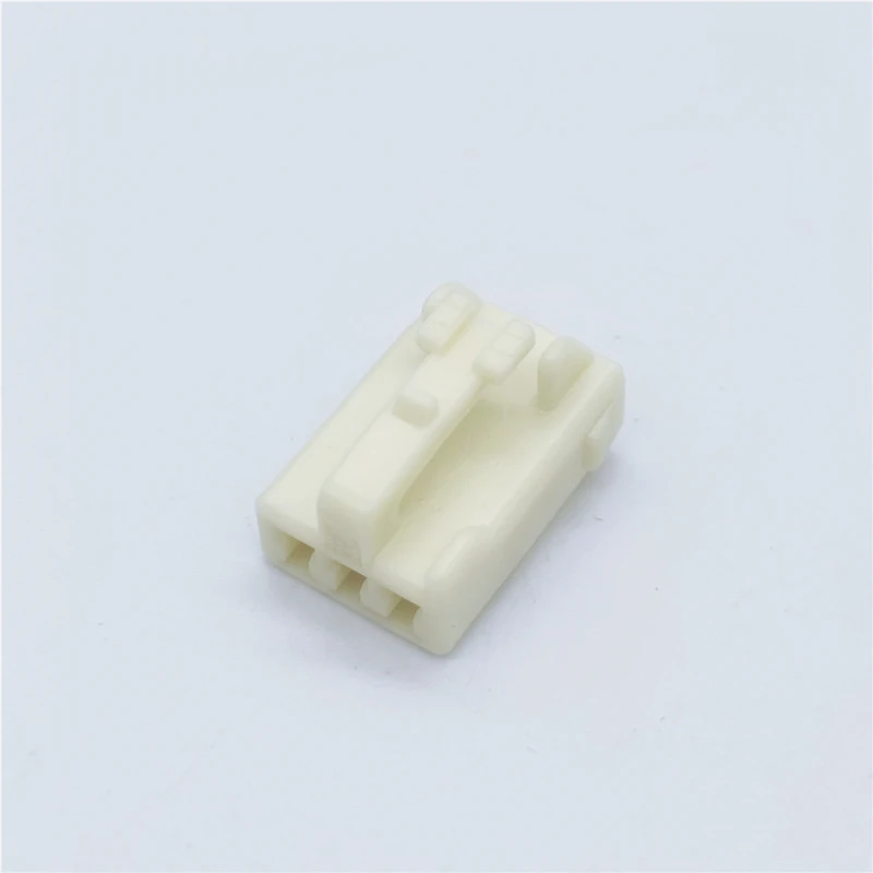 

10 PCS Original and genuine 7283-1038 automobile connector plug housing supplied from stock