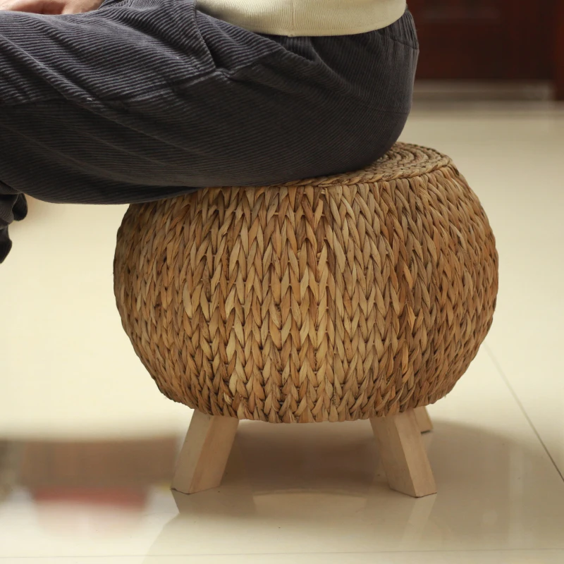 The product can be customized.Straw stool, pastoral rustic stool, rattan weaving shoe changing stool, sofa stool, sitting pier