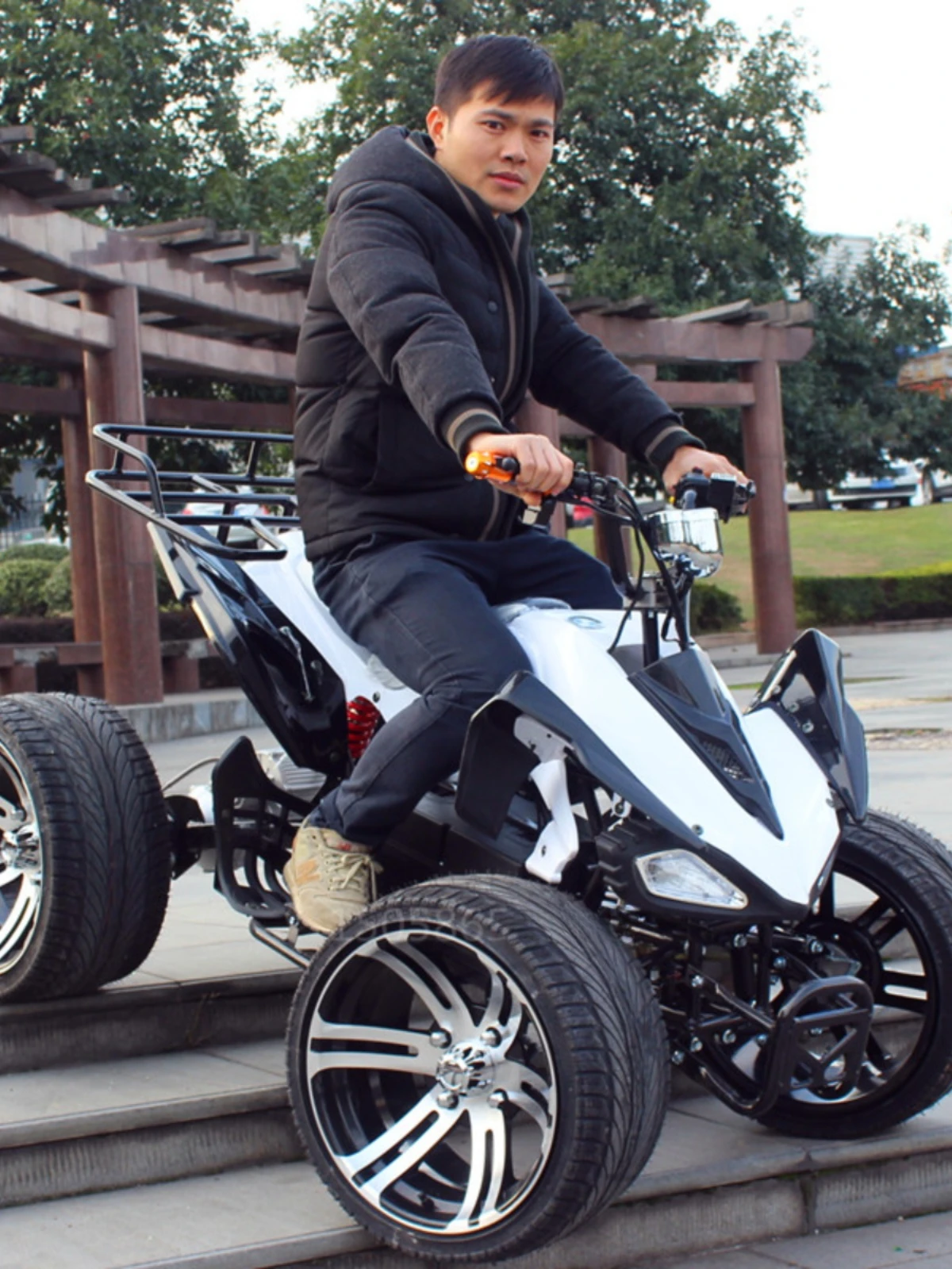 All terrain beach bike, four-wheel mountain off-road motorcycle, kart electric