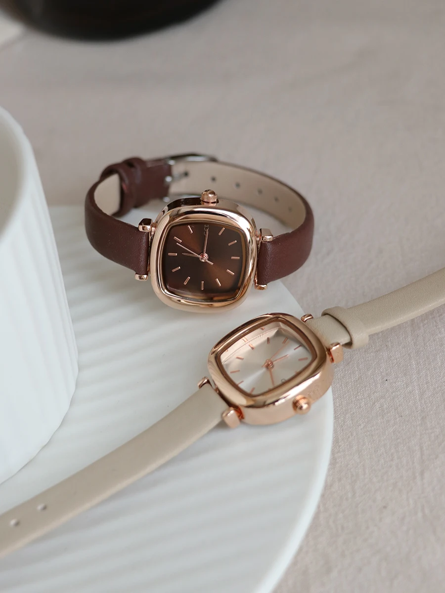 

Women'S Watch, Student DesignLight LuxuryMinimalist StyleLeather StrapSmall DialLadies' Watch - High-Quality Selected Timepiece.
