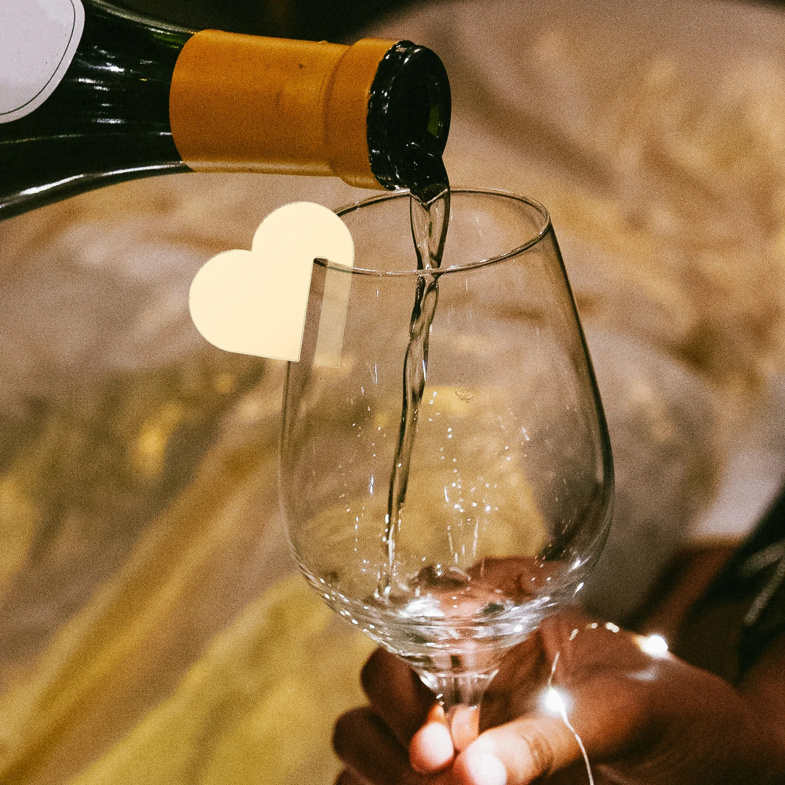 

30Pcs Acrylic Heart Shaped Drink Tags Reusable Transparent Wine Markers Party Decorations Drink Tags Wine Cup Markers