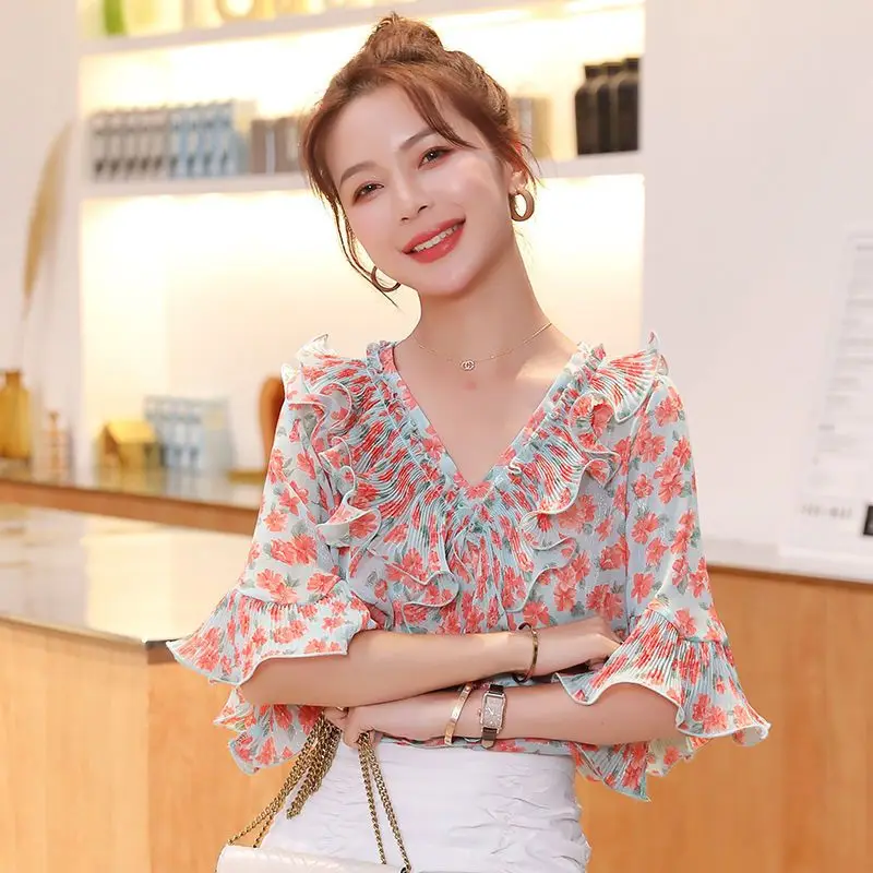 

Fashion Floral Chiffon Blouse Women Sweet Short Sleeve Top Elegant Slimming