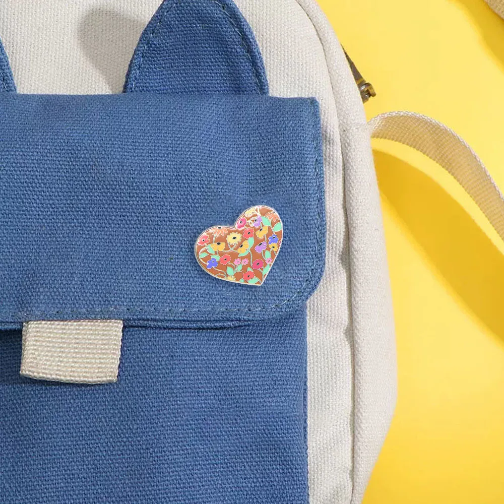 Böhmische Blumen-Herz-Emaille-Anstecknadel Bunte Blumen-Brosche Süße Romantische Anstecknadel für Frauen Mädchen Valentinstagsgeschenk – Detail 5