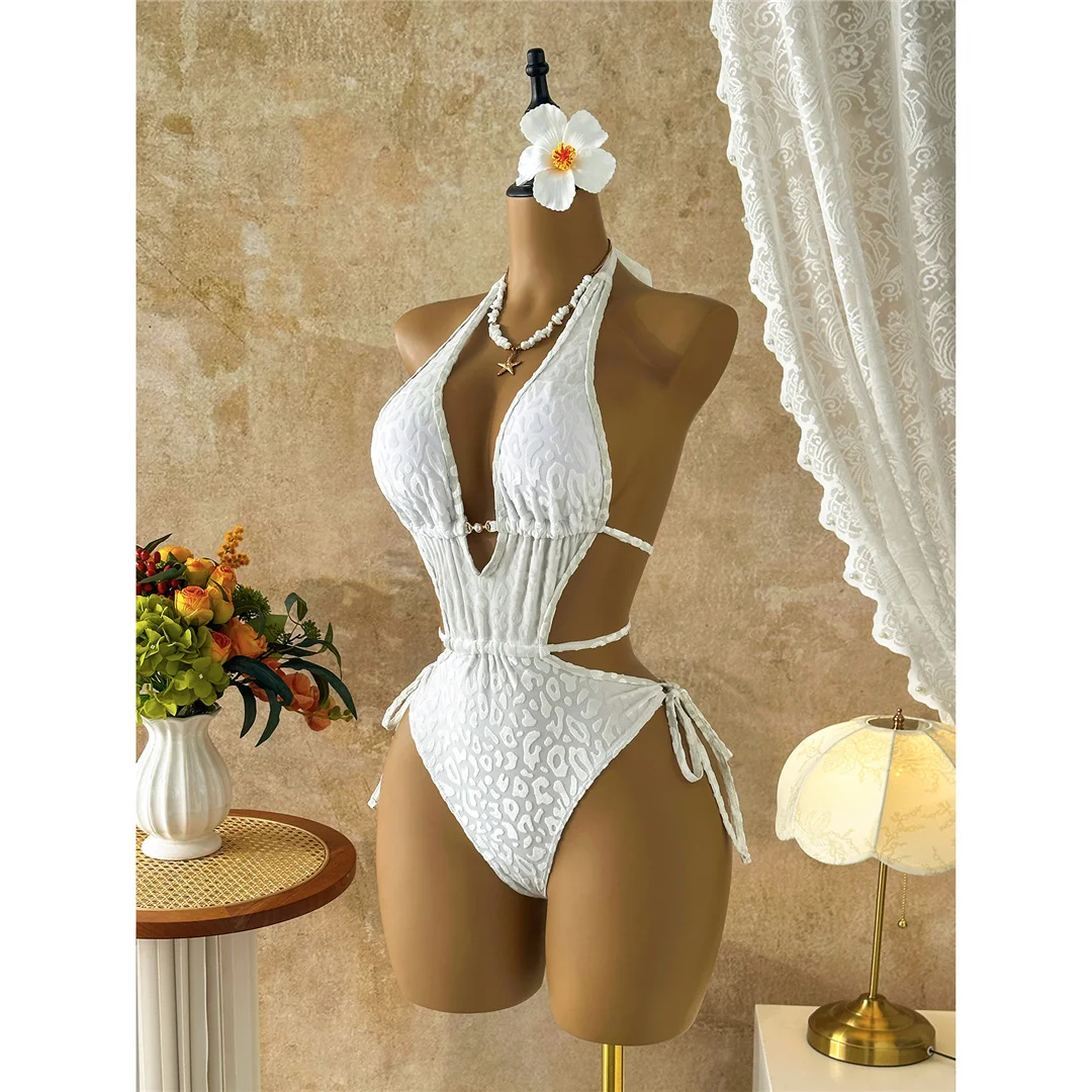 XS - L, tiefes V-Ausschnitt-Design, Leopardenmuster, Damen-Badeanzug, einteiliger Badeanzug, Damen-Badebekleidung mit Ausschnitten, Wickel-Badeanzug, Badeanzug, Modell V8077. – Detail 9