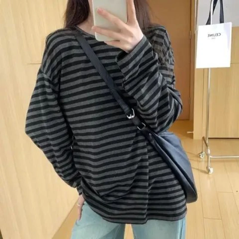 

Long Sleeve Stripe T-shirts Women Tops O-neck Ripped Striped Bottoming T Shirt Autumn SpringTop Loose T-shirt