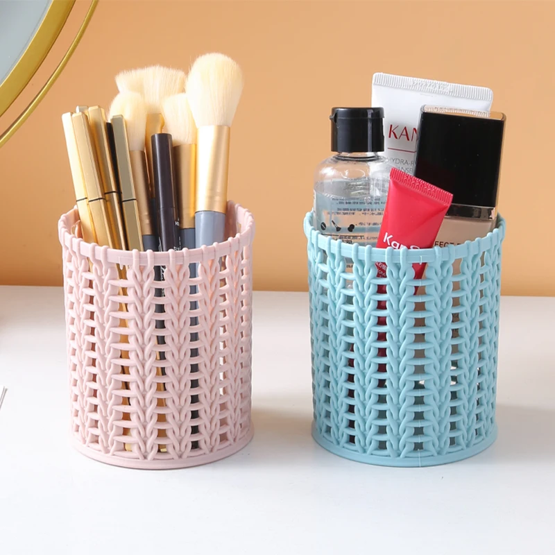 

Simple, small, fresh and creative rattan plastic pen holder, multi-functional hollow desktop stationery, round makeup tool