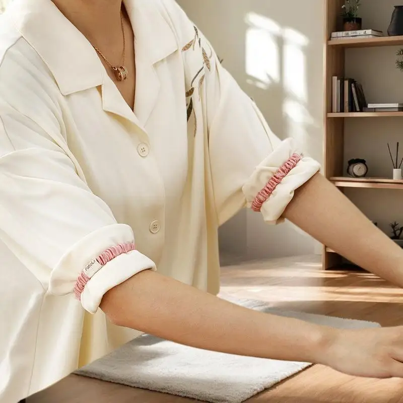 

1 Pair Fashion Shirt Cuff Arm Ring Suit Sleeve Holder Anti-slip Clip Cuff Strap Tightening Belt Ladies Elastic Headband Fixed St