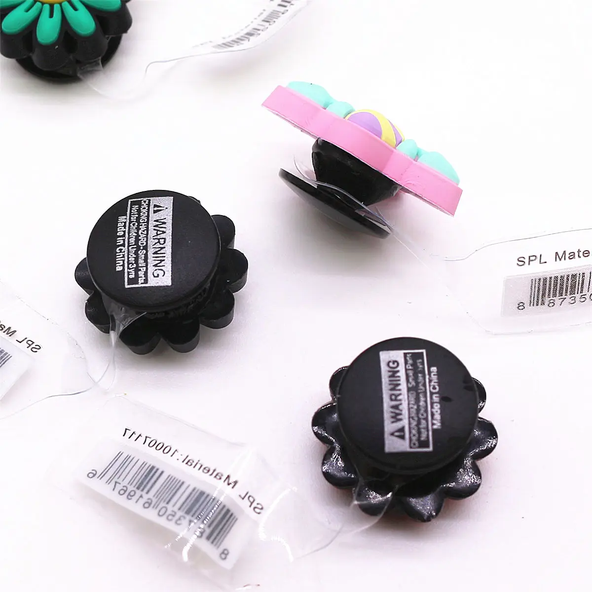 5 Pack Original Flowers Bug PVC Shoe Charms Designer Sandal Upper Decorations Accessories Cute Daisies and Bees Clogs Pin Buckle