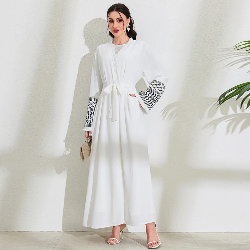 2024 New Chic Casual Open Kimono Abaya For Muslim Women Shalwar Kameez Jalabiya Embroidery Long Sleeve Embroidery Moroccan Robe