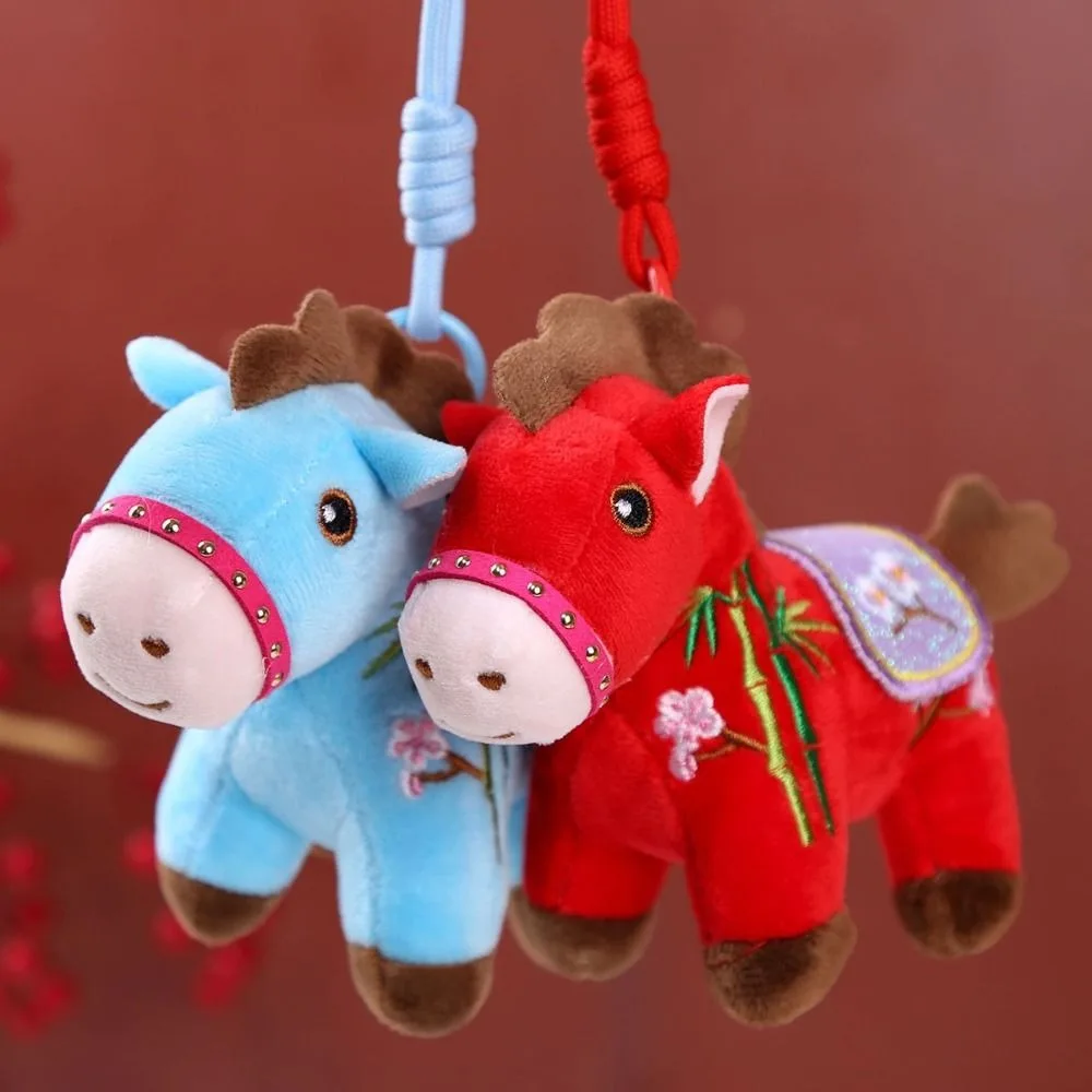 Poupée en peluche cheval brodé pour nouvel an, 14cm, sac à dos suspendu, décoration du nouvel an
