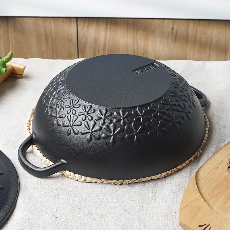 28CM Flower Relief Dutch Oven Black Non-sticks Cast Iron Soup Pot With Lid Saucepan Casserole Kitchen Accessories Cooking Tools