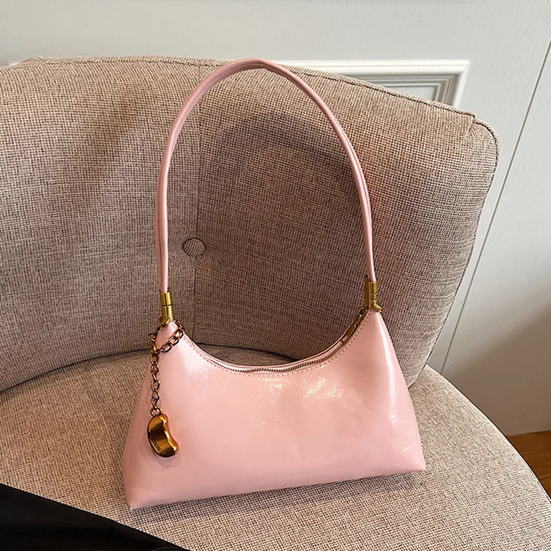 

Luxury Retro Green Underarm Bag Women Fashion Chain Pendant One Shoulder Crossbody Bags Temperament Red Bridal Handbags