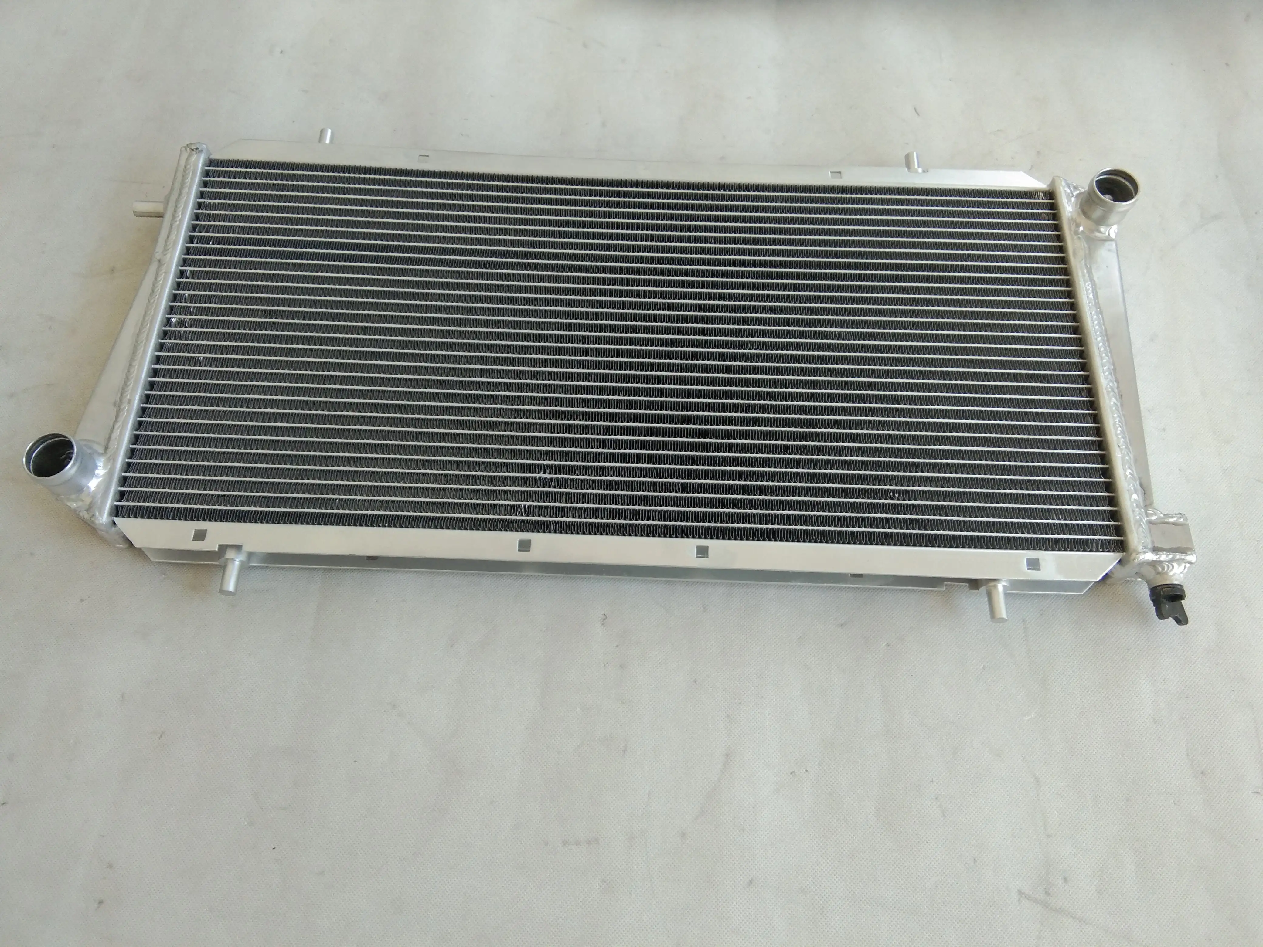 Aluminium Radiator for 1995-2002 MG MGF RD 1.6L 1.8L MT 1996 1997 1998 1999 2000 2001