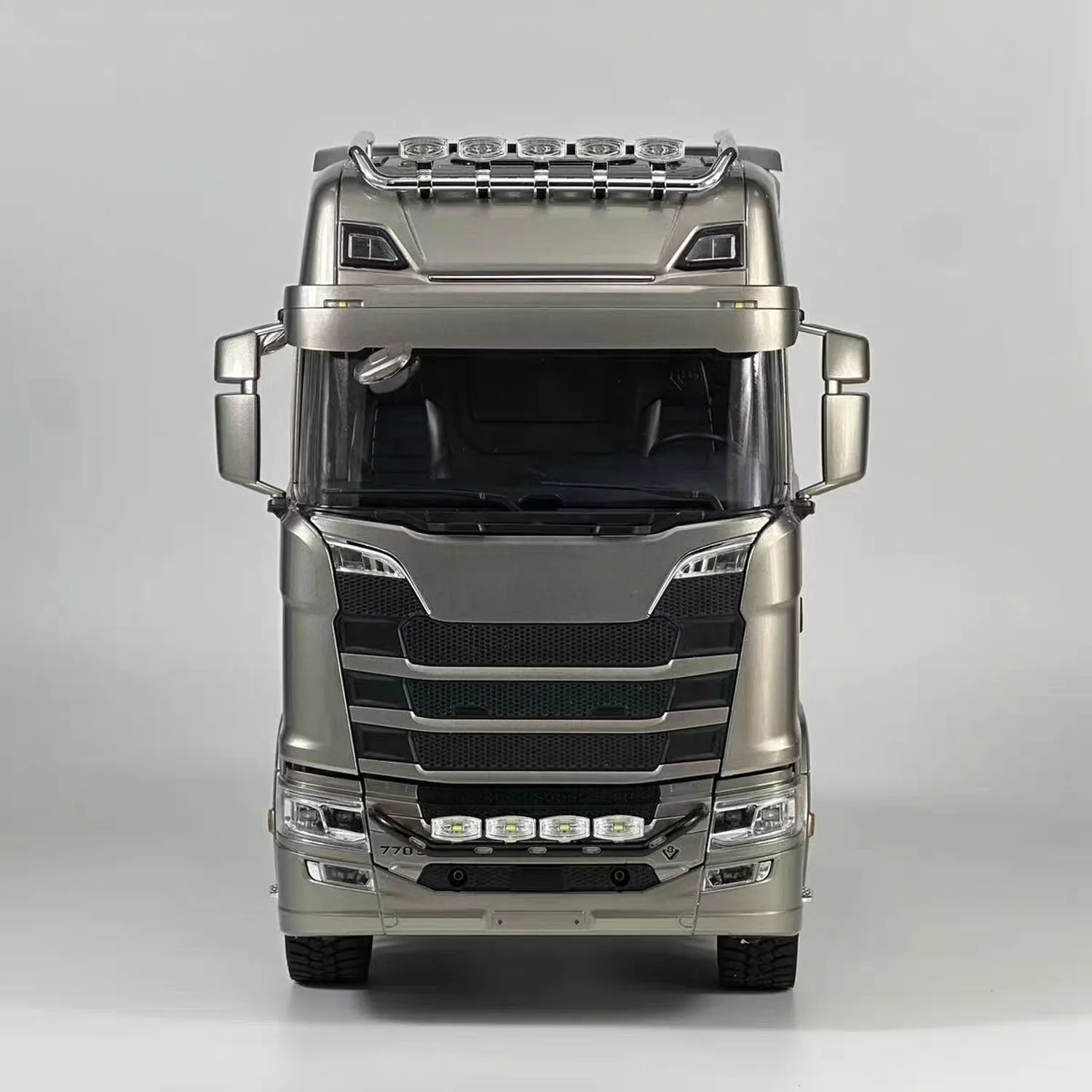 

1/14 RC Tractor Truck 770S Differential Locks 2Speed Gearbox 4*4 Lights Sound Radio Control Vehicle Lorry Car for TAMIYA Trailer