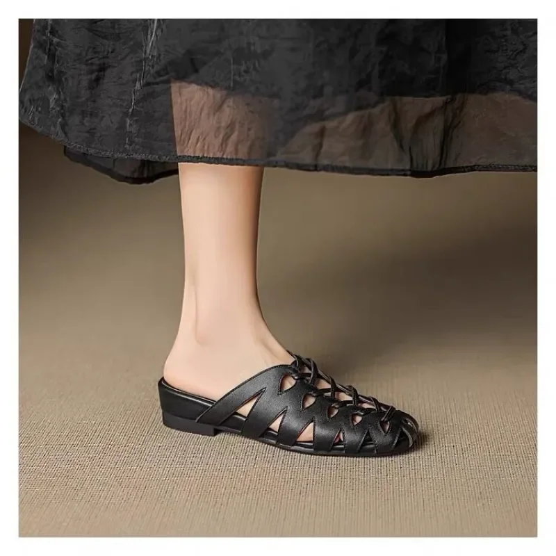 Women's Closed Toe Mules Hollow Out Flat Sandals Summer Slides Elegant Slip-On Flats Casual  Shoes for Ladies Fashion