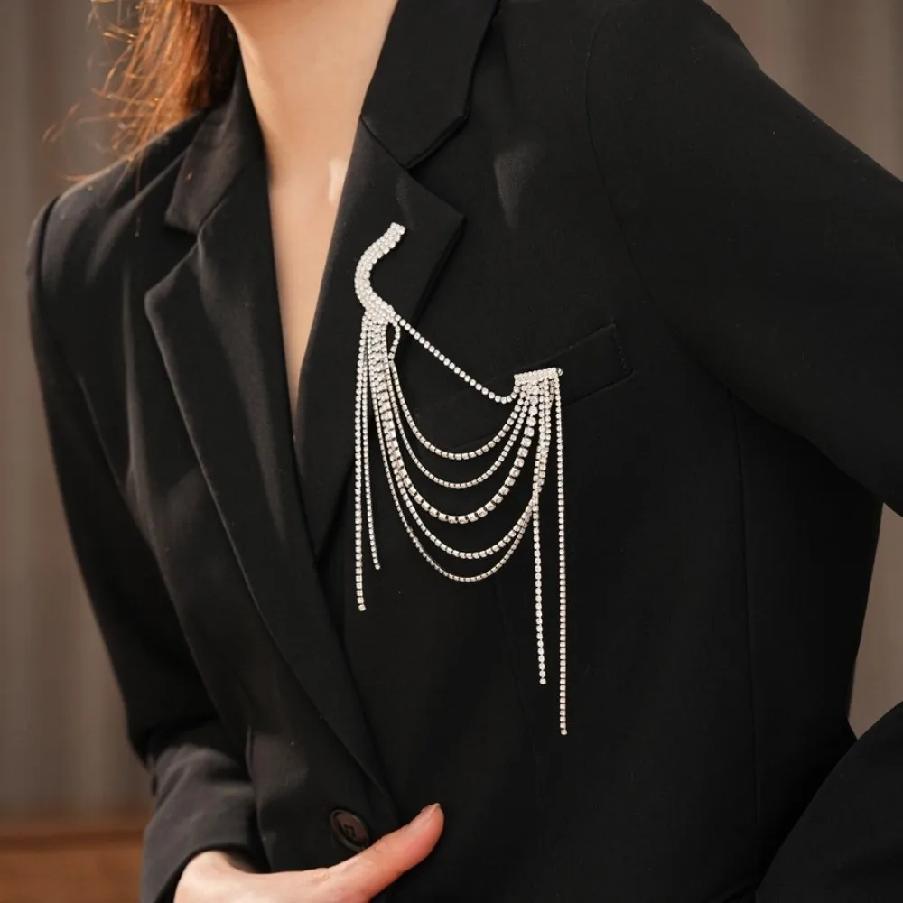 Epaulets Rhinestone Tassel Brooch Tassel Chain Suit Lapel Pin Fringe Shoulder Mark Multi-layer Crystal Shoulder Flash