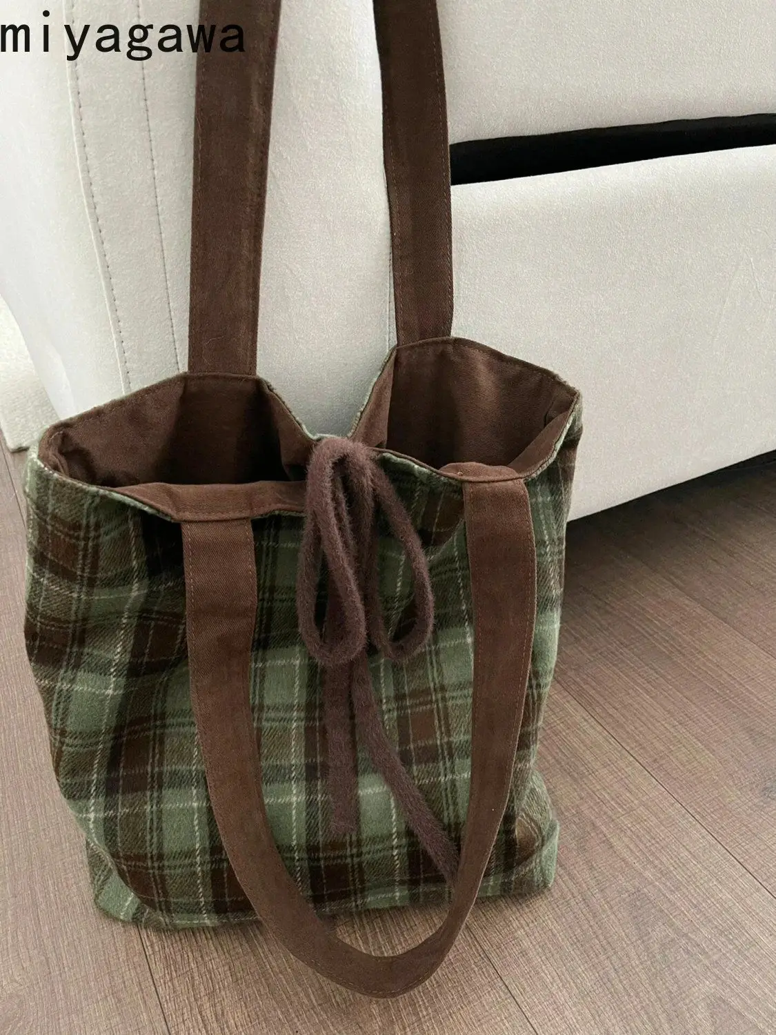 Miyagawa 2024 New Autumn/Winter Brown Green Plaid Plush Ribbon Tote Bag Korean Simple Large Capacity Versatile Shoulder Bags