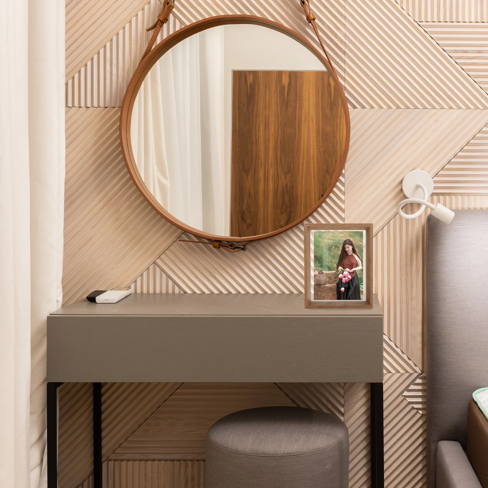 

Double-Side Acrylic Photo Frame Stand Small Size Clear Desktop Picture Display Frame for Photos Certificates Picture Frames