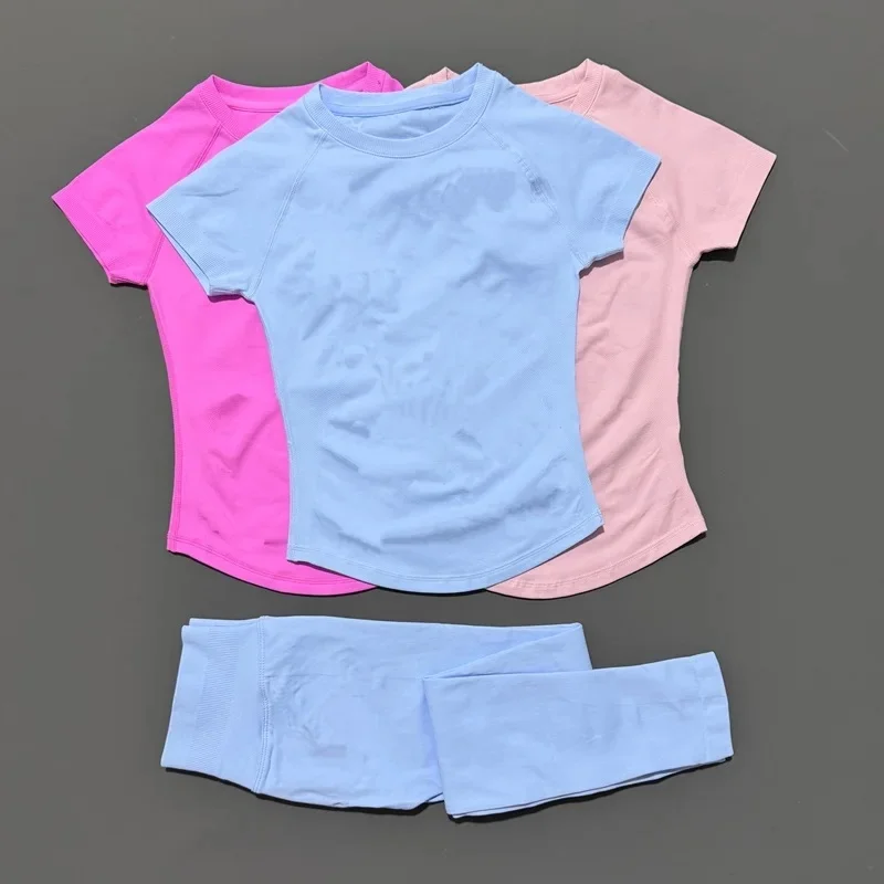 

Новый модный женский комплект из двух предметов: топ с коротким рукавом и длинные брюки, повседневный свободный спортивный костюм, летний комплект для женщин