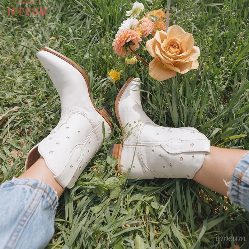 IPPEUM White Cowboy Boots For Women Leather Ankle Short Star Shoes Country Western Cowgirl Shoes botas femininas tendencia 2023