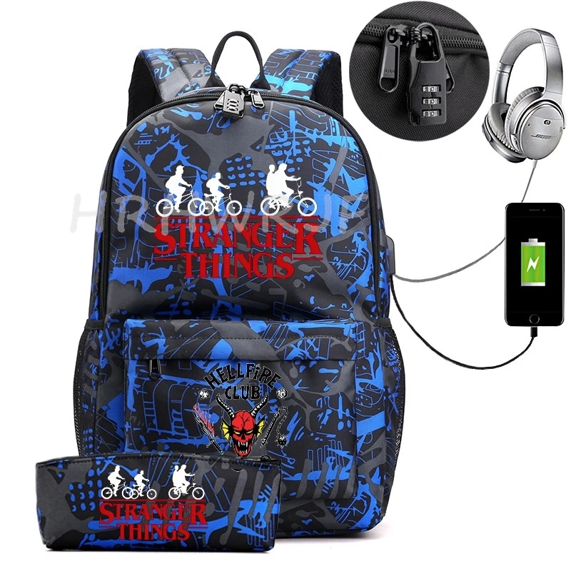 Mochila Stranger Things 5 con USB, Antirrobo, para la Escuela, Viajes, para Mujeres y Hombres, con Capacidad para Laptop, Expandible, Casual, 2 Piezas