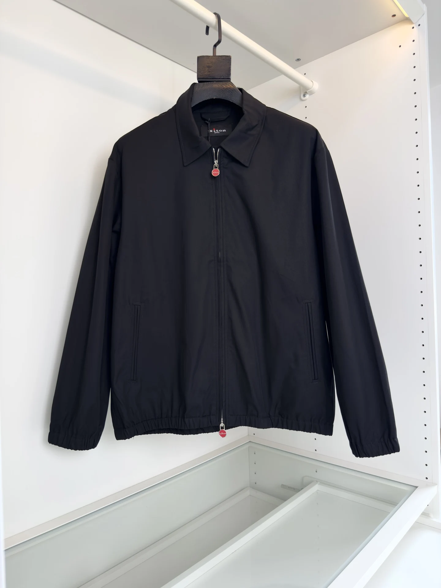 

Kiton Classic Business Commuter Lapel Jacket