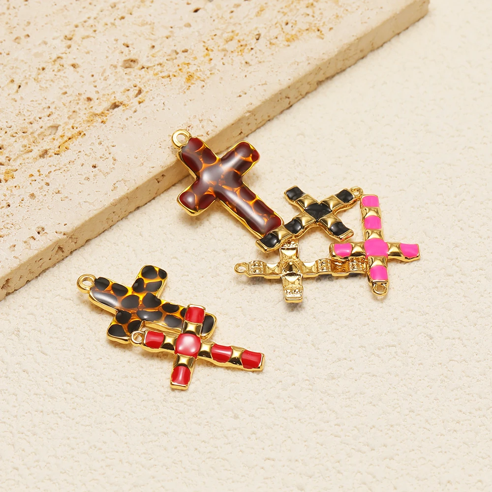 4 Stück Edelstahl-Emaille-Kreuzanhänger Halsketten Charms für DIY Modeschmuckherstellung Ohrringe Armbänder Zubehör Großhandel – Detail 1