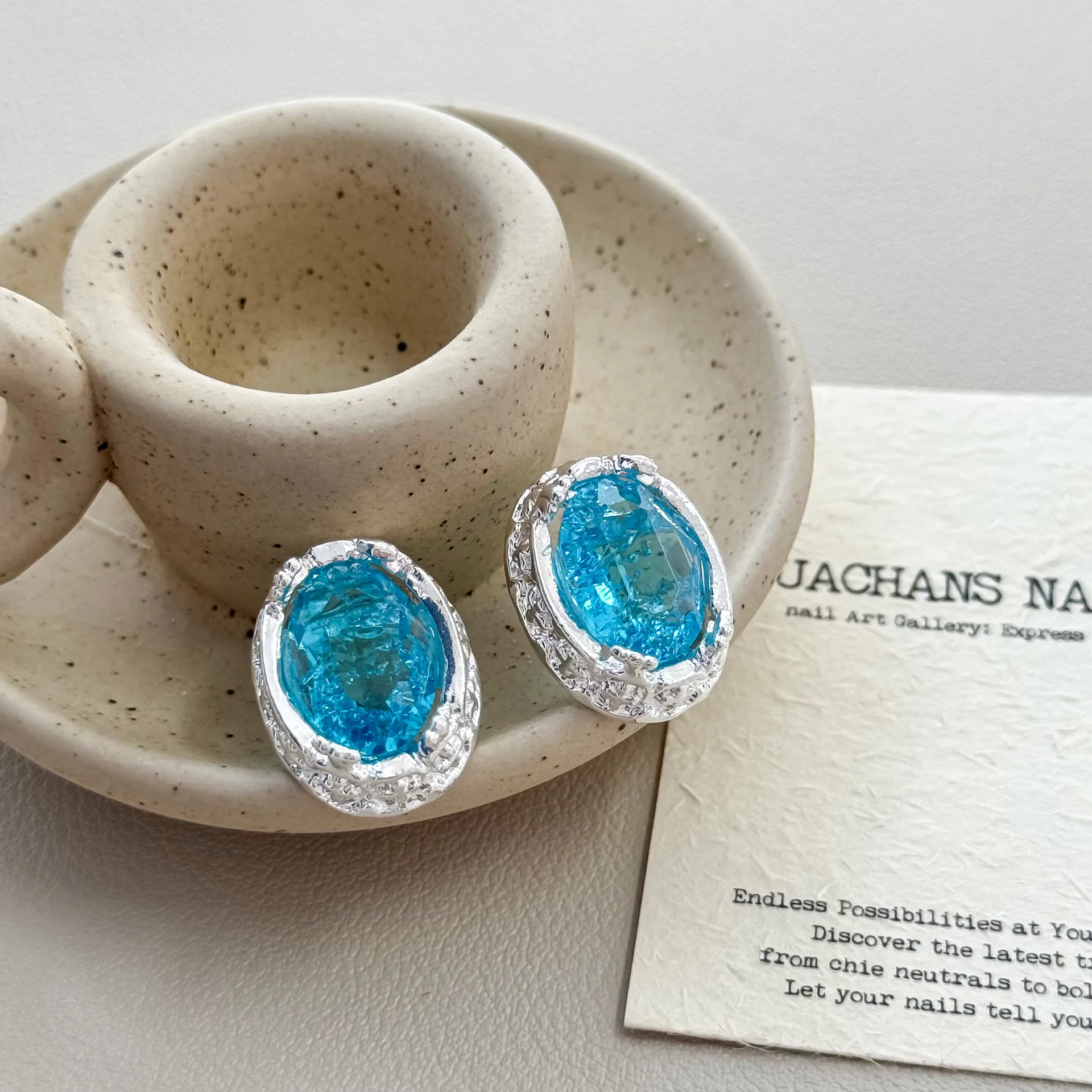 2026 New Fashion Exquisite Blue Oval Crystal Gem Stud Earrings for Women Unique Personality Elegant Charm Party Jewelry Gift