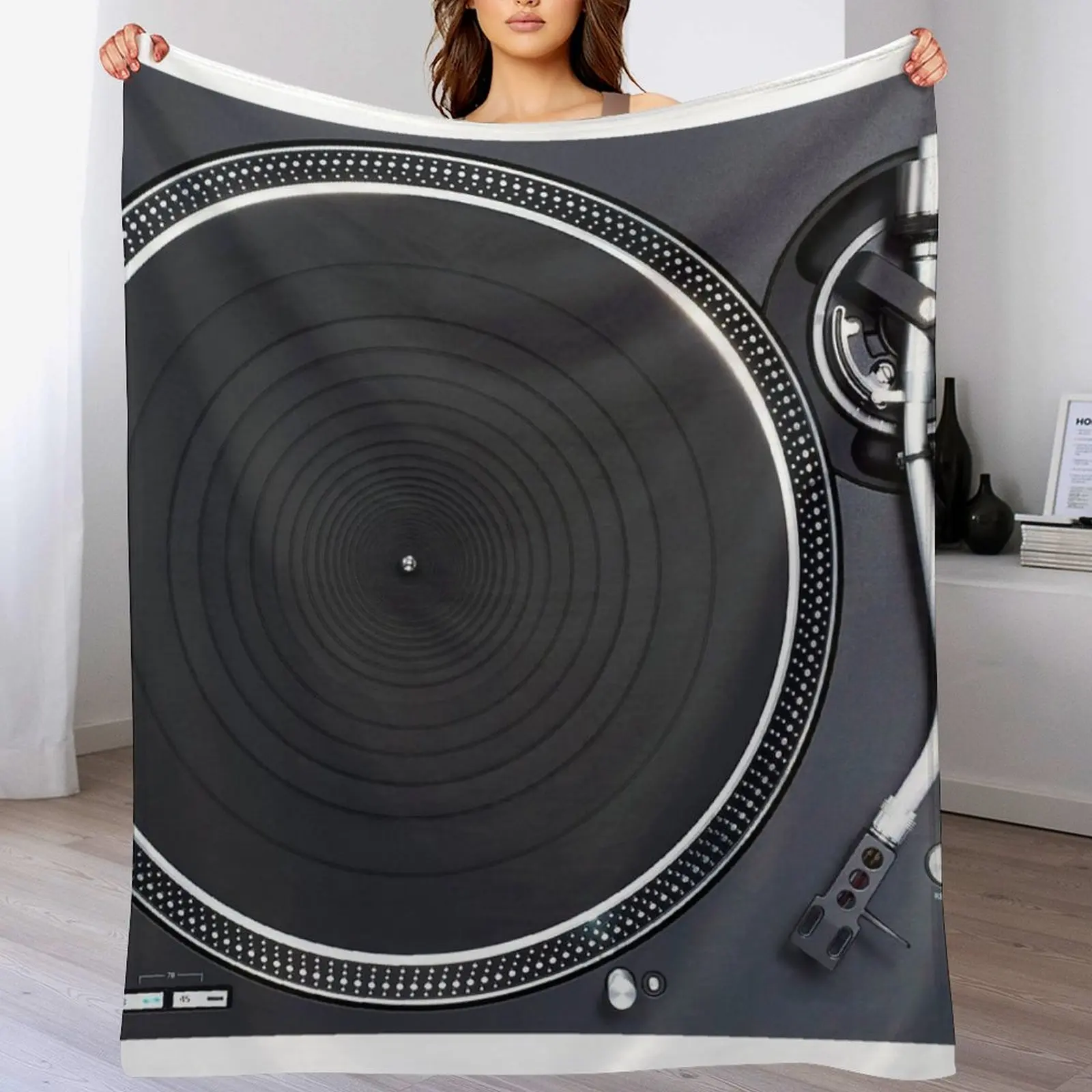 Classic Turntable Black Throw Blanket Single blankets ands Blankets