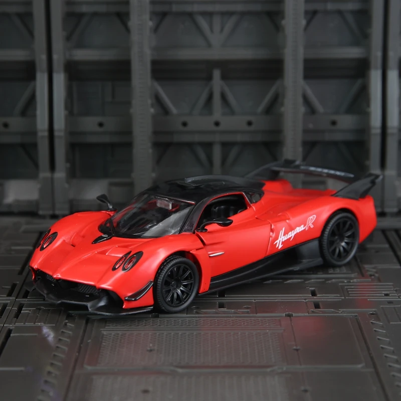 

Модель суперкара из сплава Pagani Huayra R 1:32, с двумя дверцами, которые можно открыть, игрушечный автомобиль со звуком и световой обратной связью для мальчика в подарок