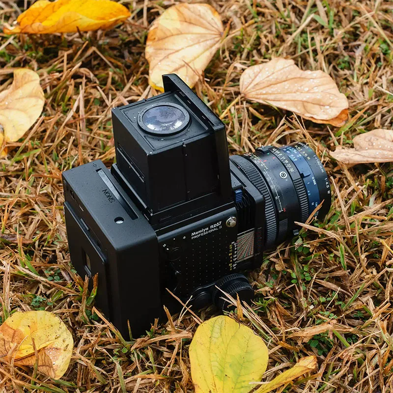 NONS NIB-RZ67 instant camera back is compatible with Mamiya RZ67