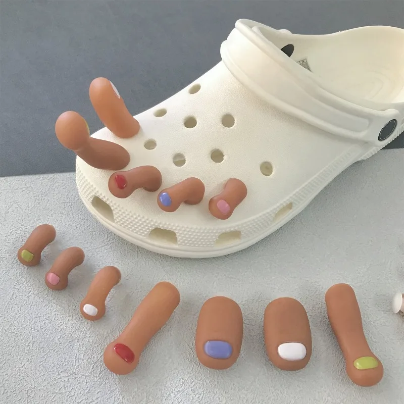10PCS Cute 3D Toe Shoe Charms for Clogs Slides Funny Simulation Toes Clogs Buckles Hip Hop Street Style Hole Shoes Decorations