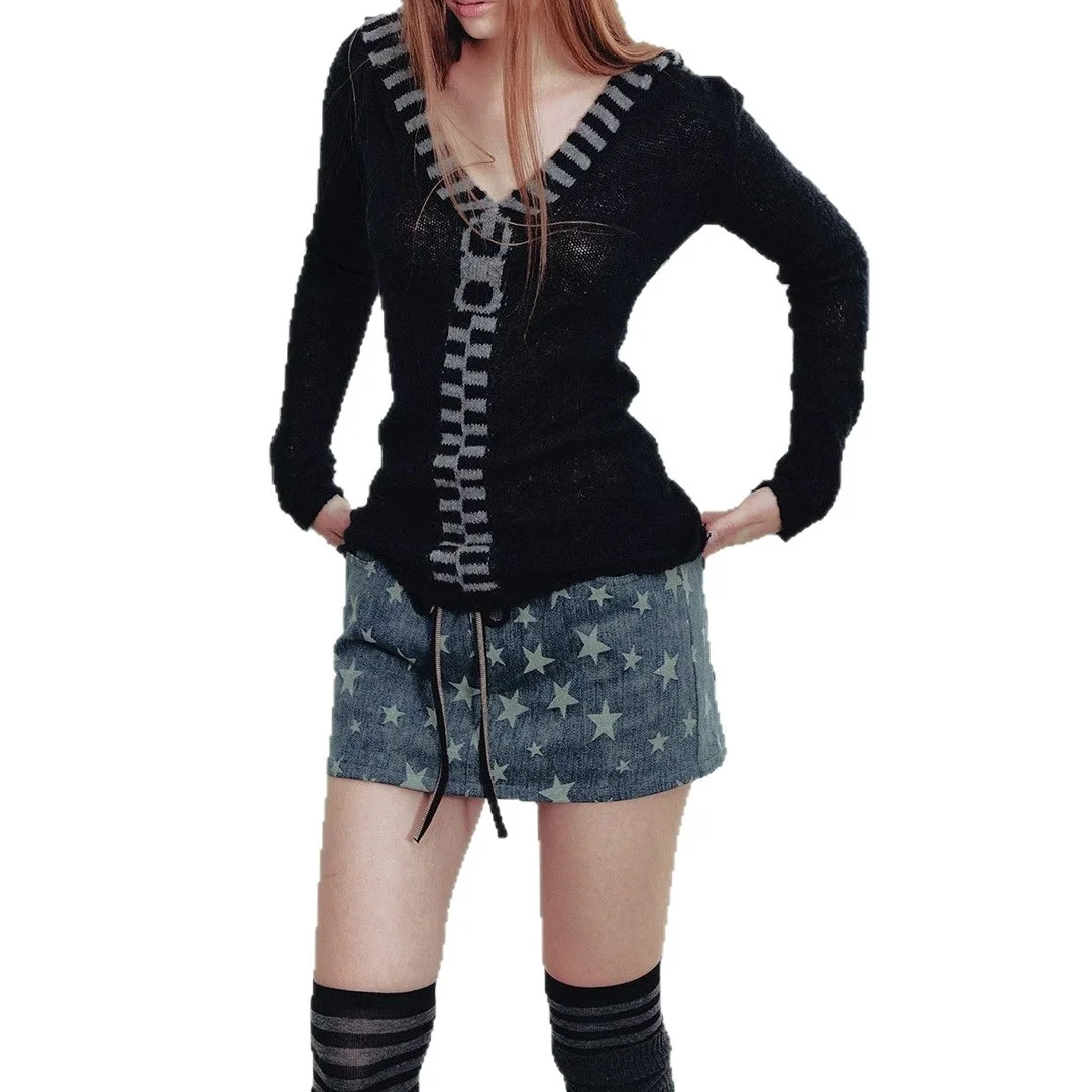 Women's Y2K Streetwear Hooded Knit Sweater V-Neck Jacquard Zipper Pattern Lightweight Long Sleeve Pullover Fashion Top