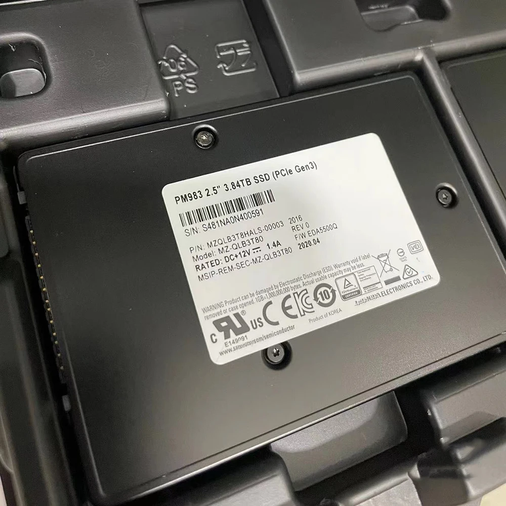 

New PM983 For Samsung Enterprise Solid State Drive MZQLB3T8HALS-00003 3.84T U2 SSD