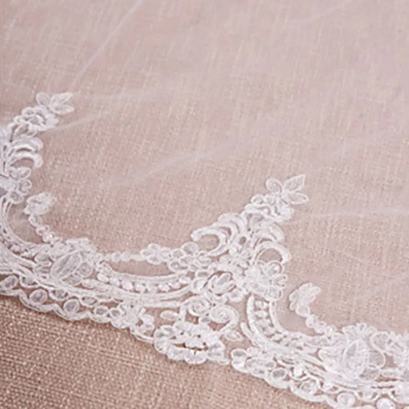 Wit Ivoor Twee-Tier Kathedraal Veils Lace Applique Edge Bridal Veil Met Kam Bruiloft Accessoires Veu De Noiva